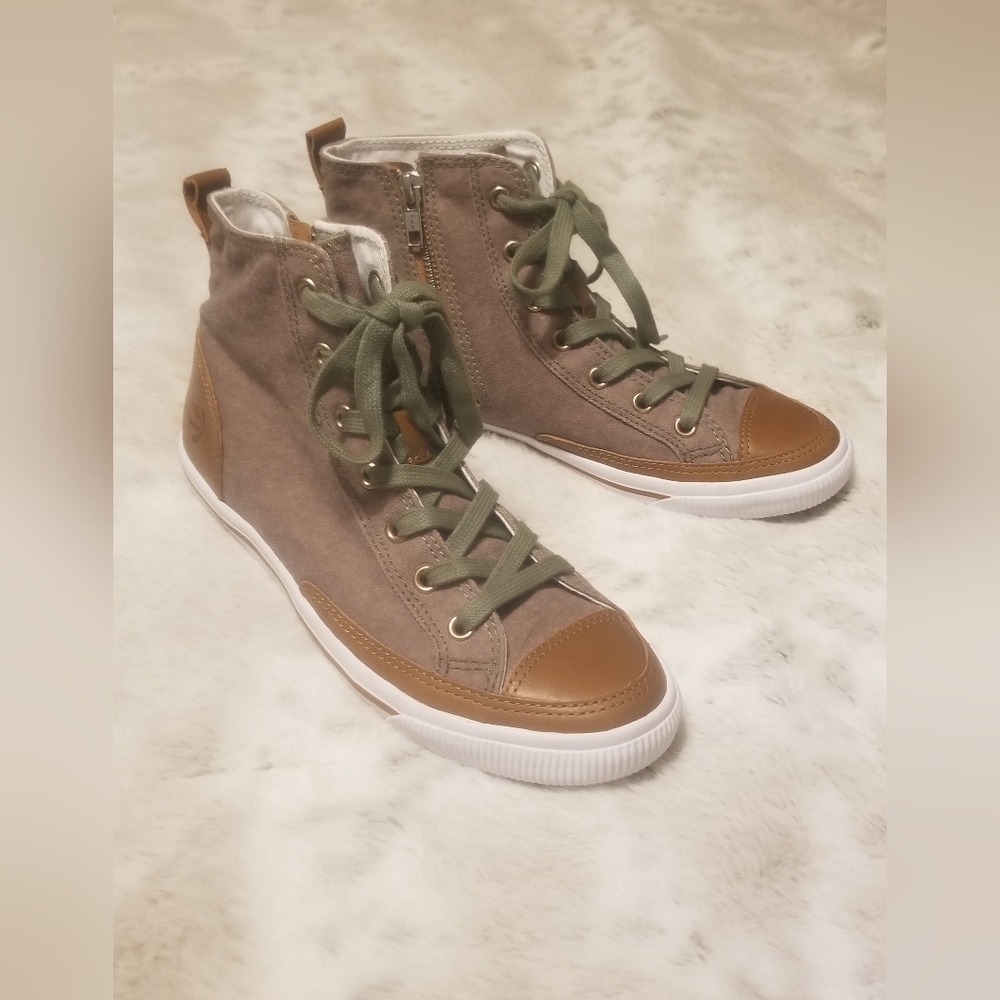 Burnetie High Top Vintage Sneaker size 7 - Picture 2 of 5